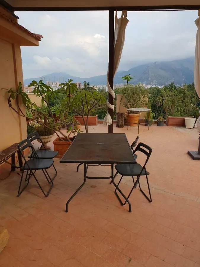 Panoramica Blu Villa Palermo 0*,